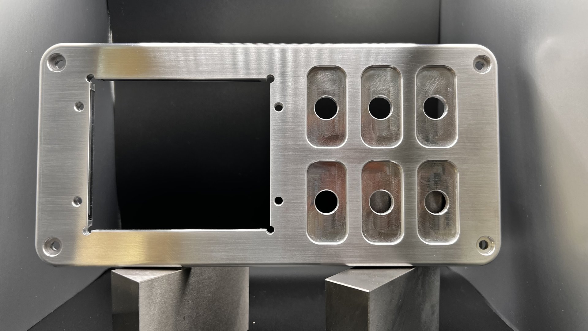 MB Sport Classic Dash Plate for JL Audio MM55